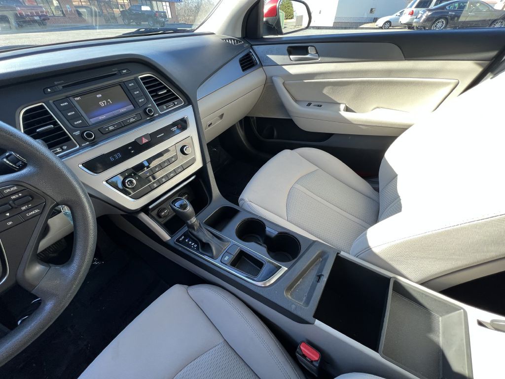 2015 Hyundai Sonata Image 18