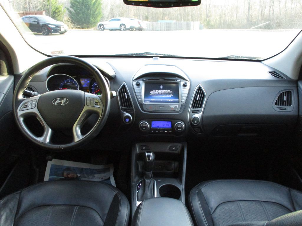 2014 Hyundai Tucson Image 17