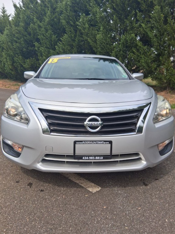 2015 Nissan Altima Image 2