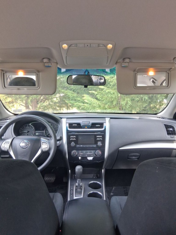 2015 Nissan Altima Image 21