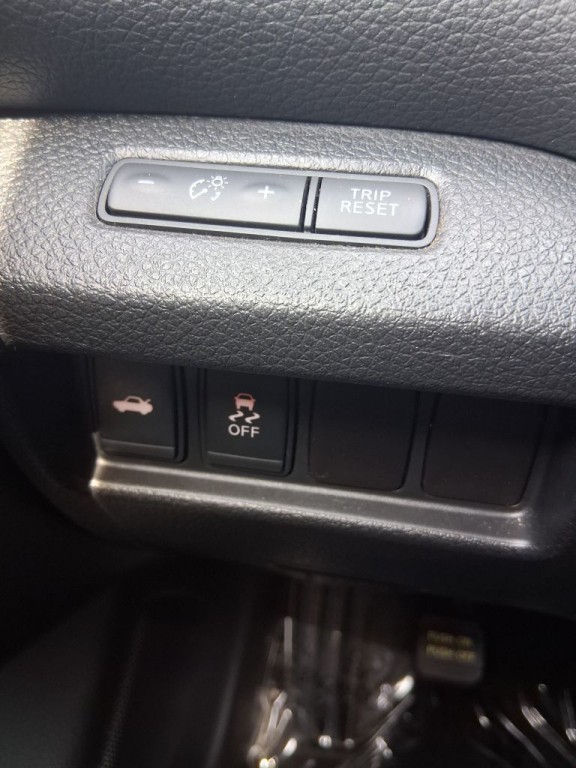 2015 Nissan Altima Image 25