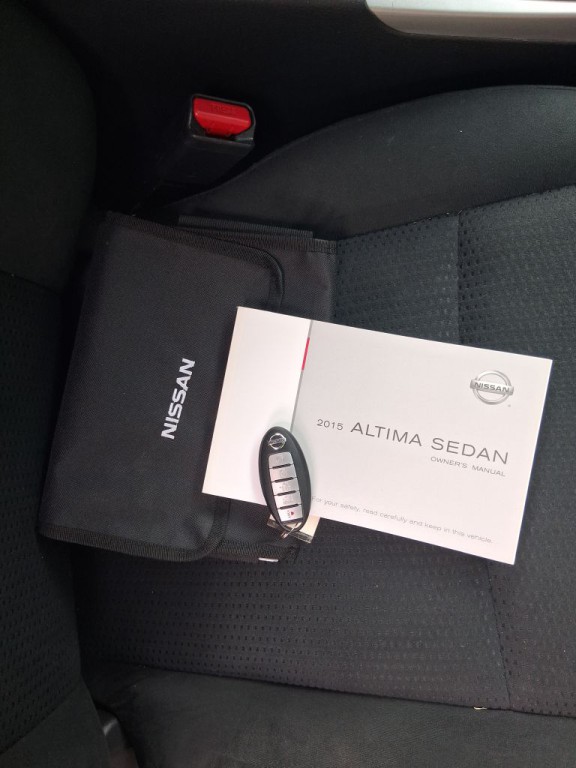 2015 Nissan Altima Image 45