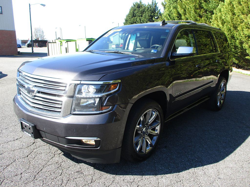 2017 Chevrolet Tahoe Image 3