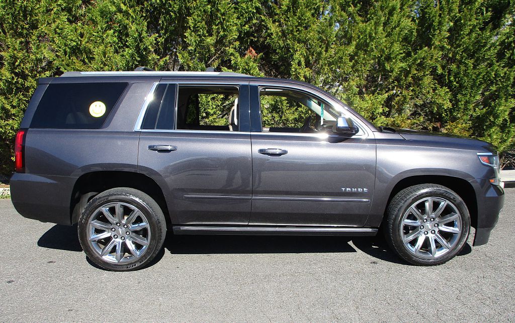 2017 Chevrolet Tahoe Image 8