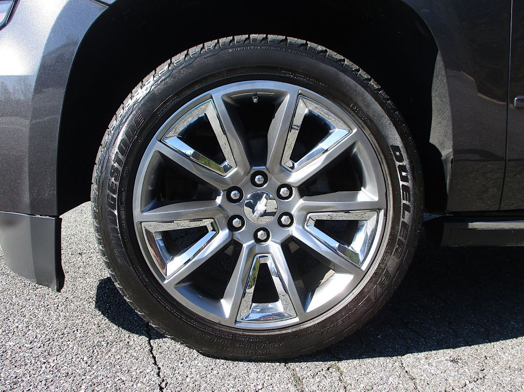 2017 Chevrolet Tahoe Image 10