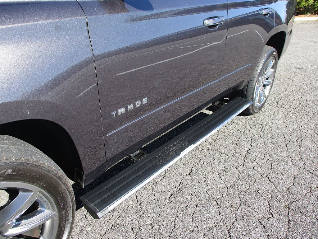 2017 Chevrolet Tahoe Image 13