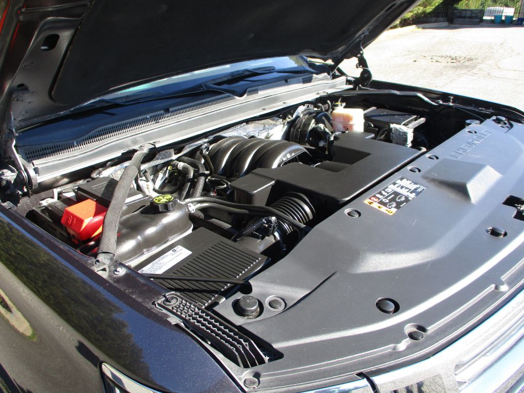 2017 Chevrolet Tahoe Image 17