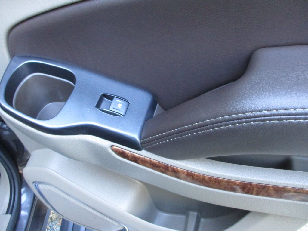 2017 Chevrolet Tahoe Image 29