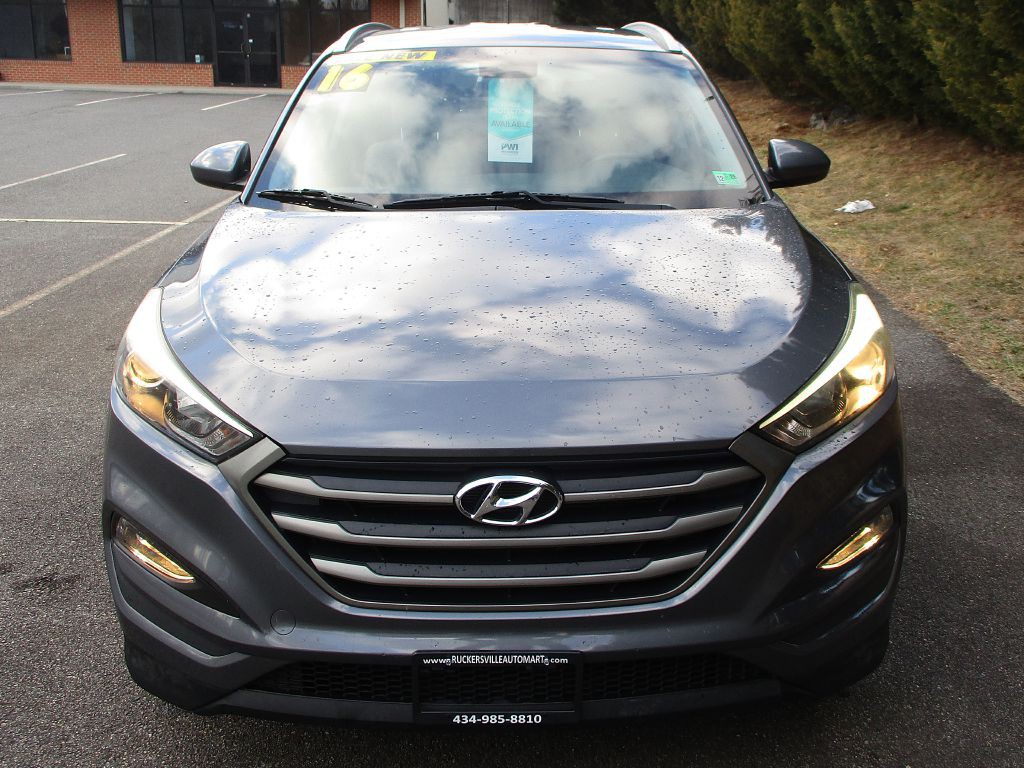 2015 Hyundai Tucson Image 2