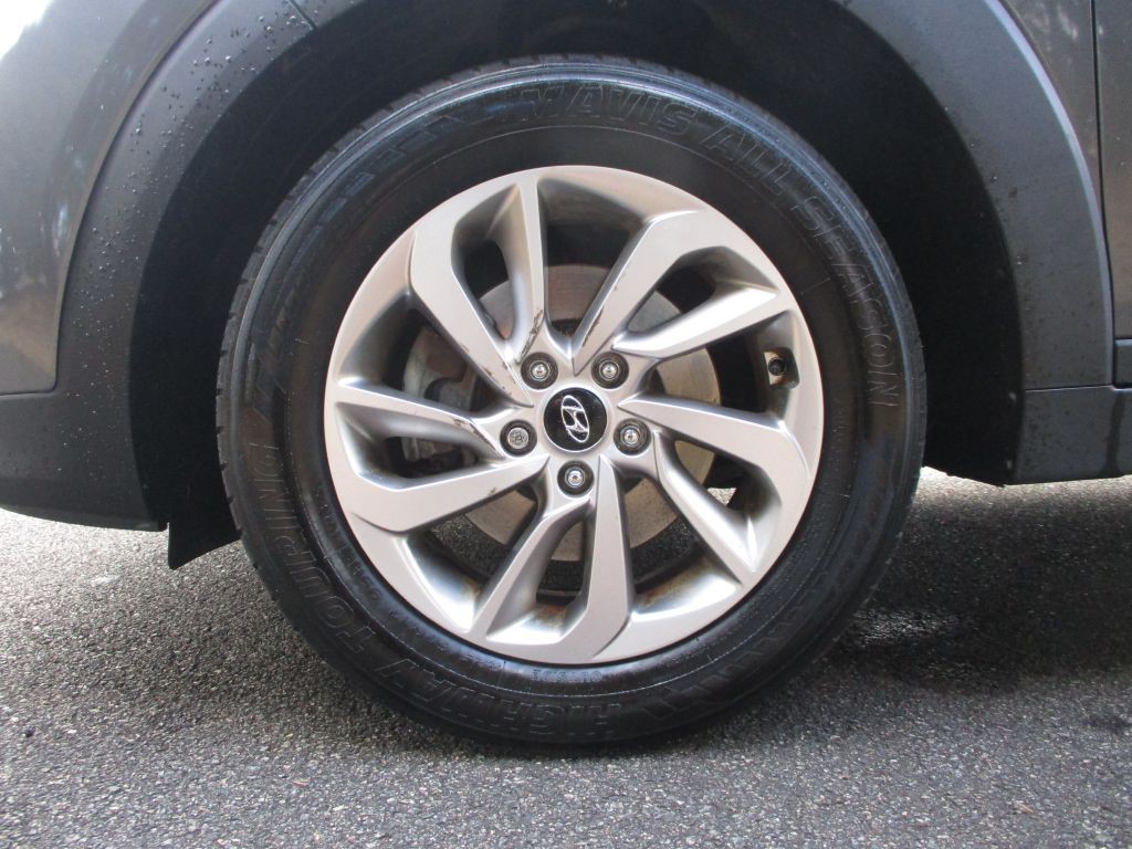 2015 Hyundai Tucson Image 13