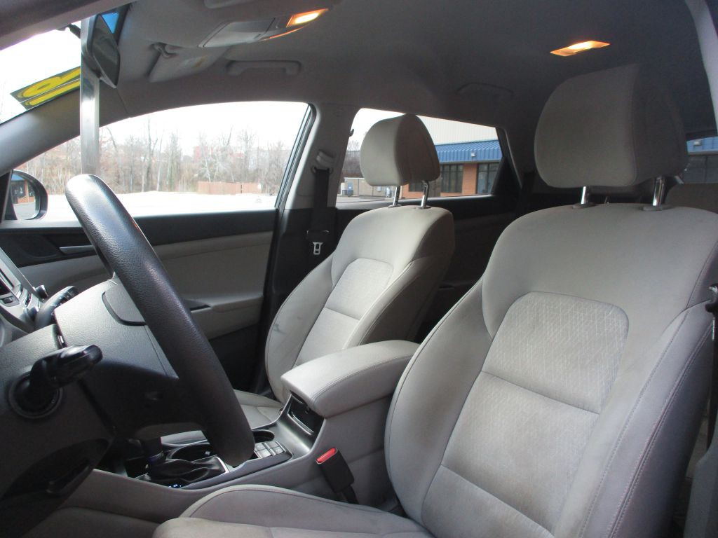 2015 Hyundai Tucson Image 19