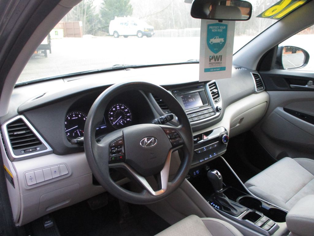 2015 Hyundai Tucson Image 20