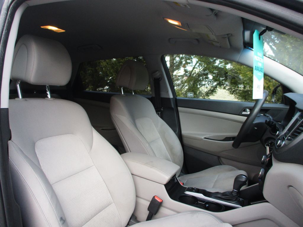 2015 Hyundai Tucson Image 24