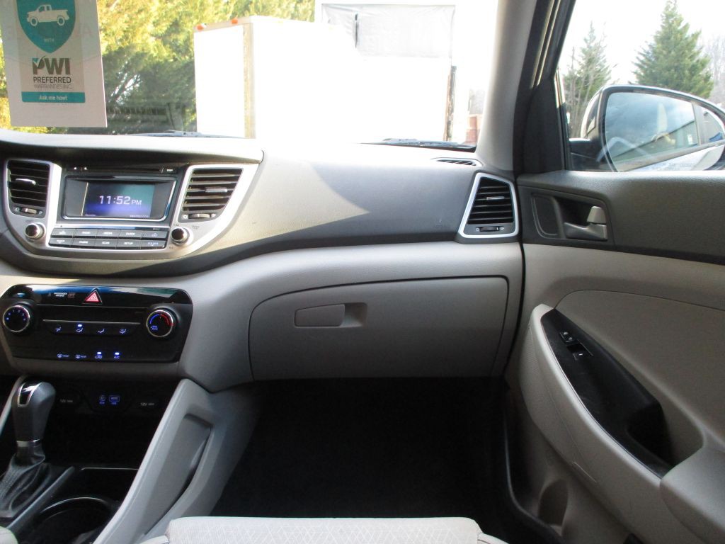 2015 Hyundai Tucson Image 36