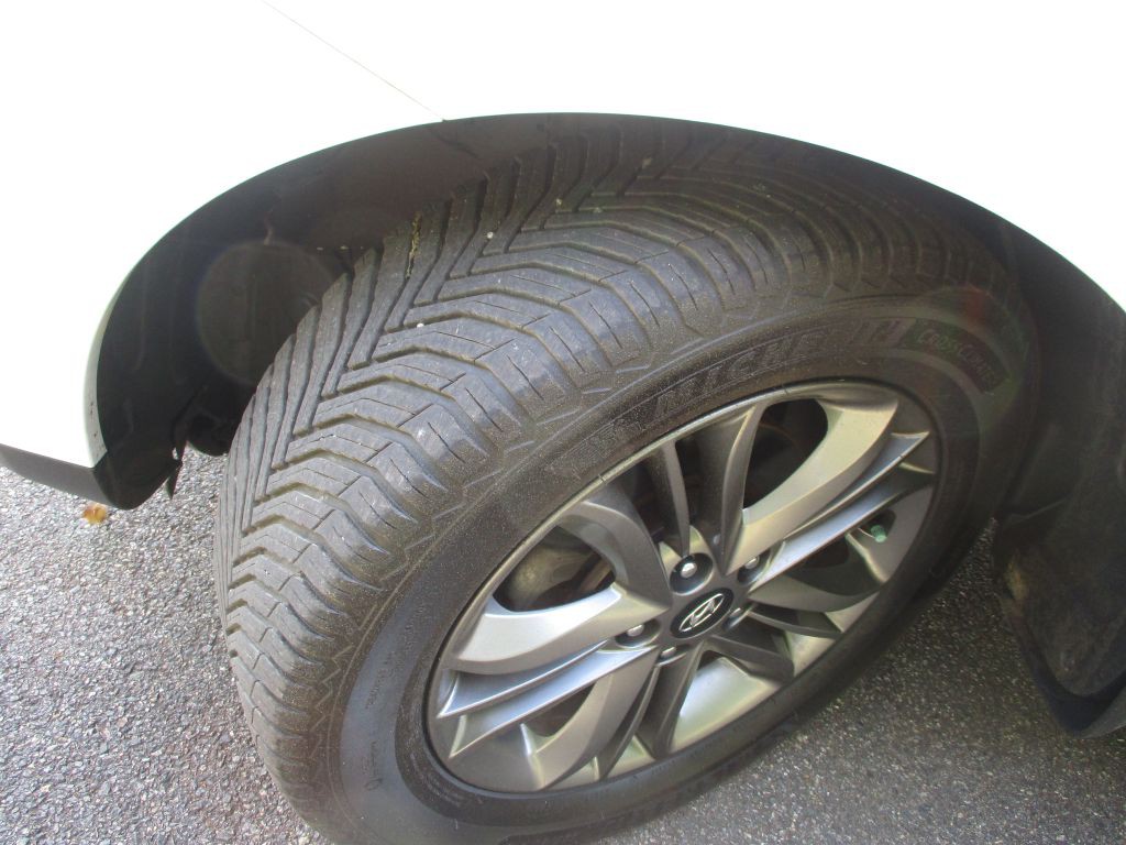 2015 Hyundai Tucson Image 14