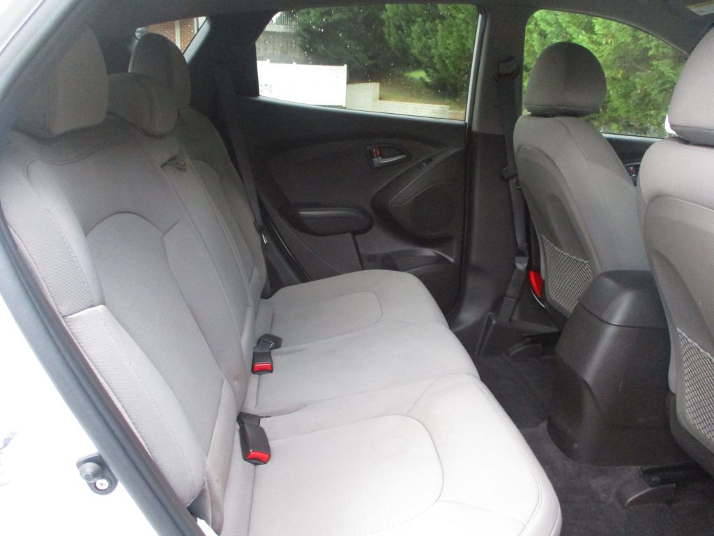 2015 Hyundai Tucson Image 37