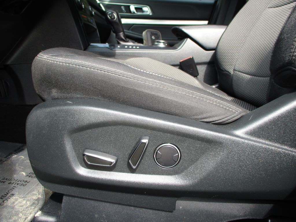 2018 Ford Explorer Image 20