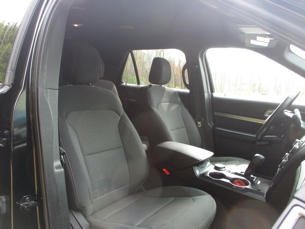 2018 Ford Explorer Image 29
