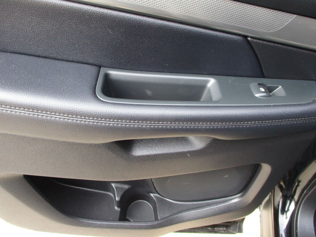 2018 Ford Explorer Image 34