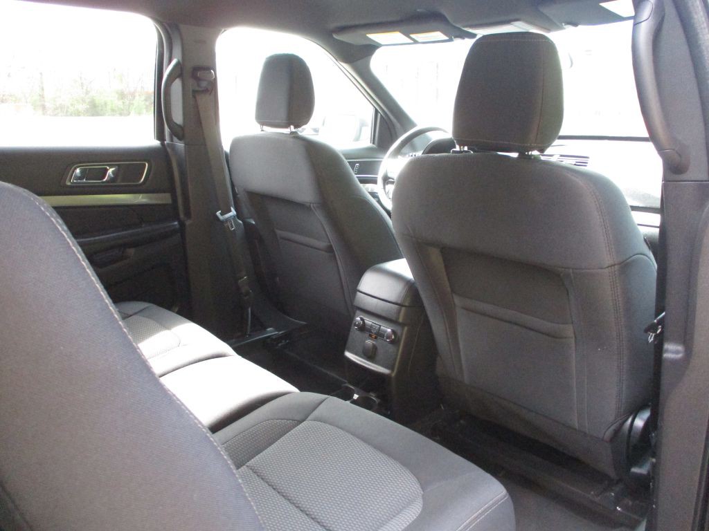 2018 Ford Explorer Image 41