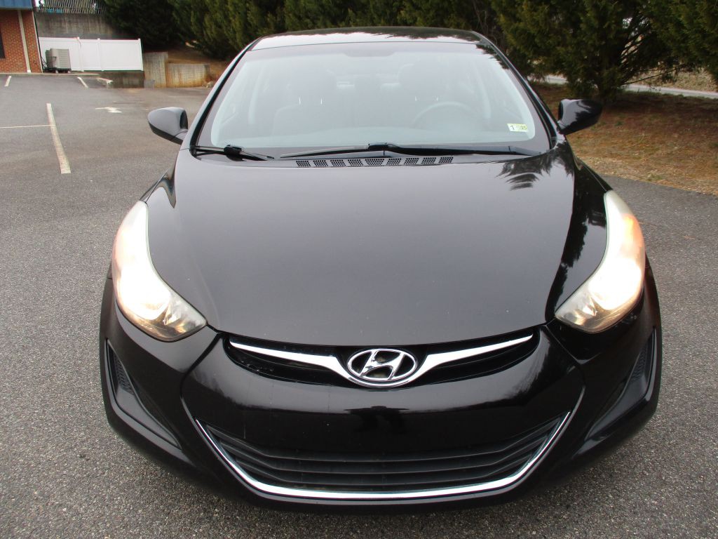 2014 Hyundai Elantra Image 2