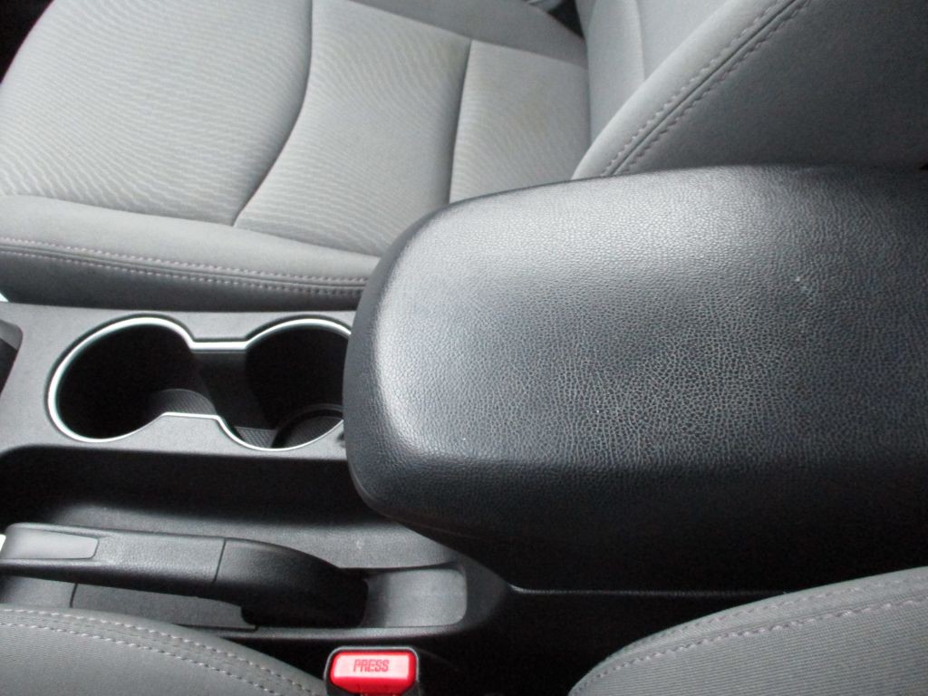 2014 Hyundai Elantra Image 28