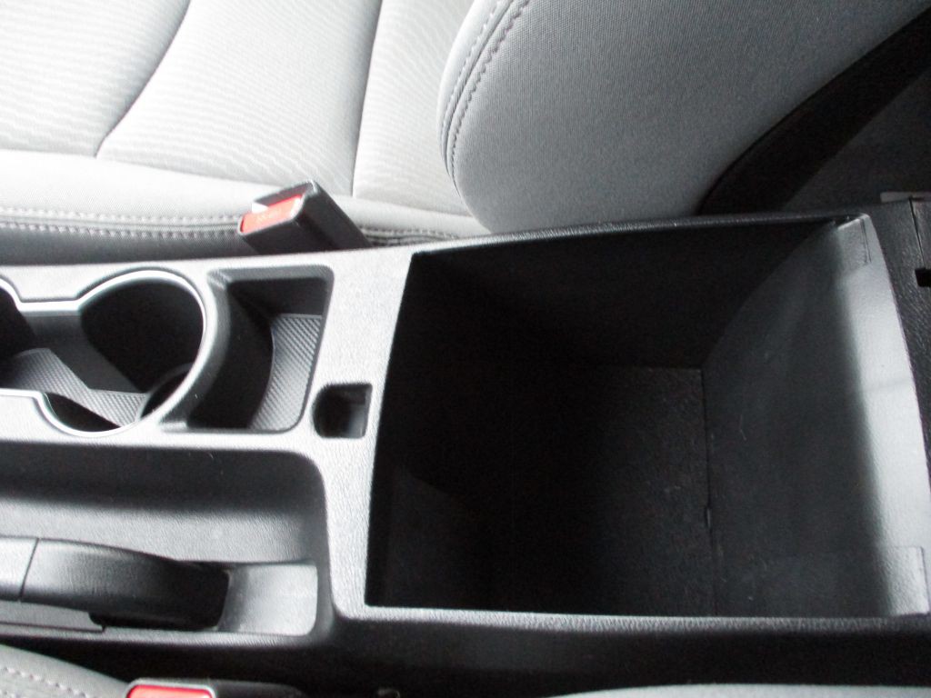 2014 Hyundai Elantra Image 29