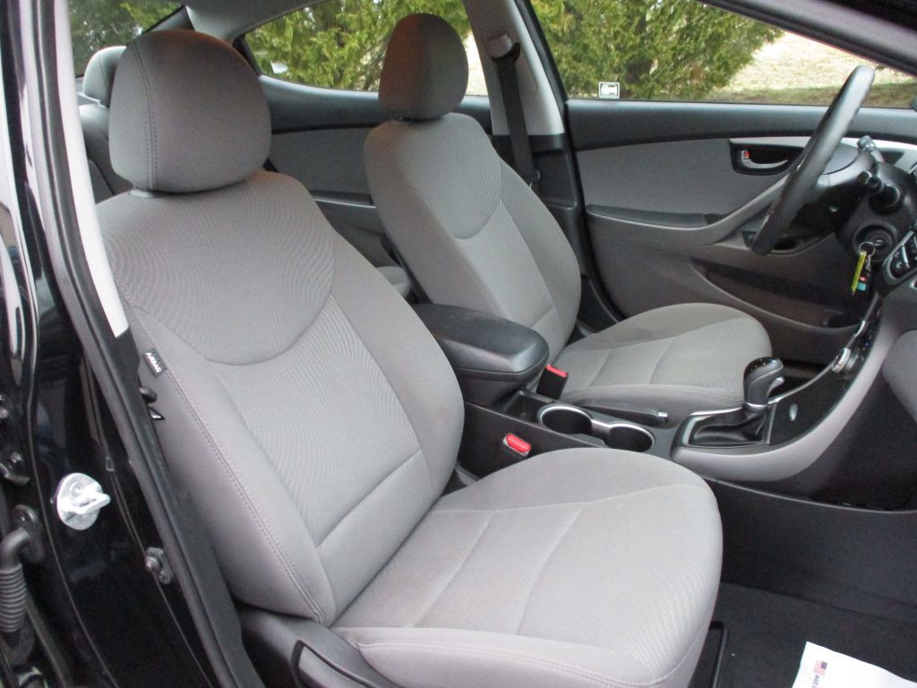 2014 Hyundai Elantra Image 33