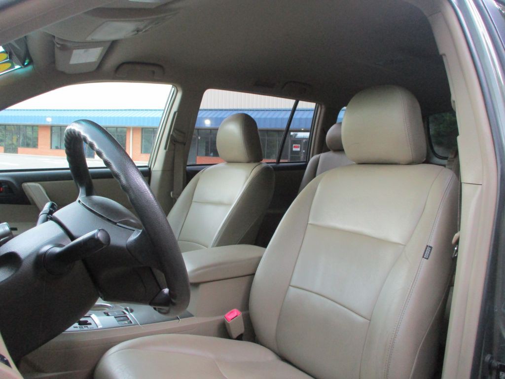2008 Toyota Highlander Image 13