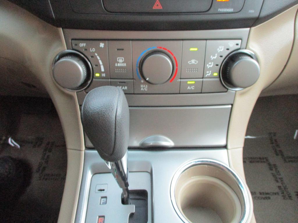 2008 Toyota Highlander Image 23