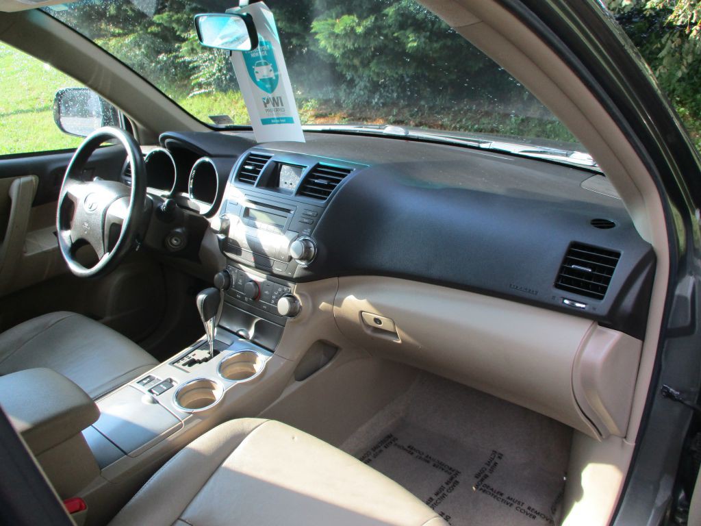 2008 Toyota Highlander Image 32