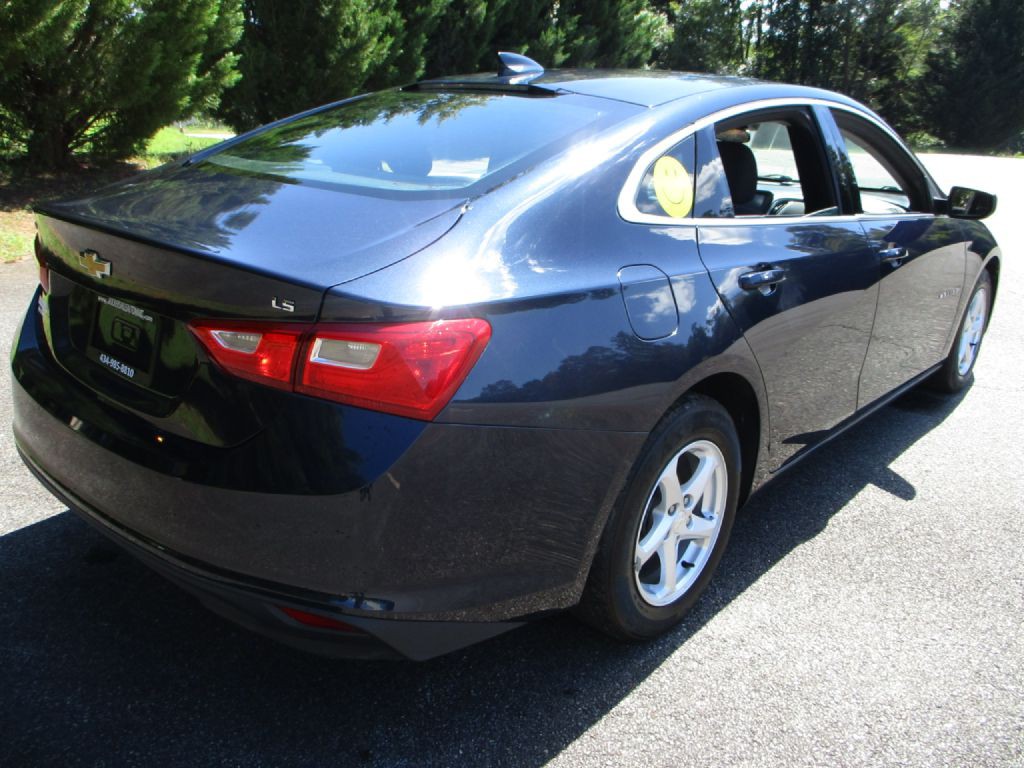 2016 Chevrolet Malibu Image 7