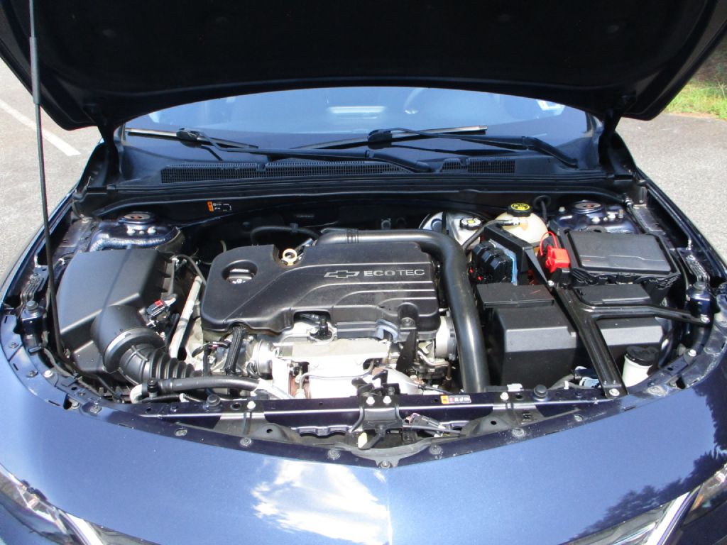 2016 Chevrolet Malibu Image 10
