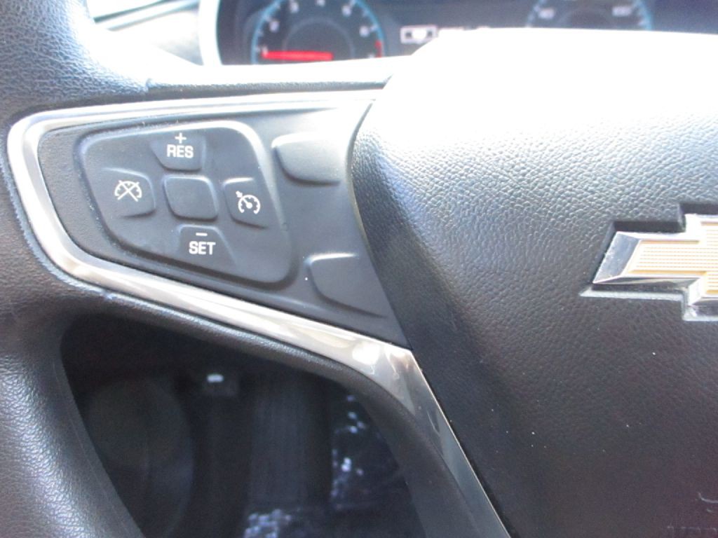 2016 Chevrolet Malibu Image 17