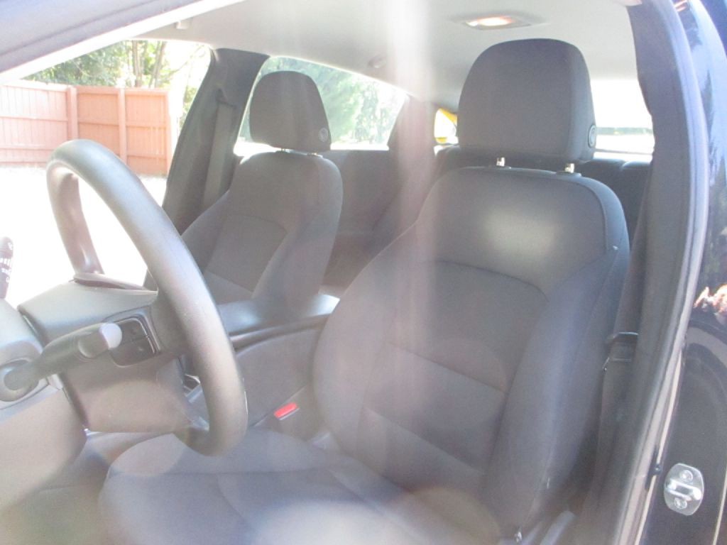 2016 Chevrolet Malibu Image 30