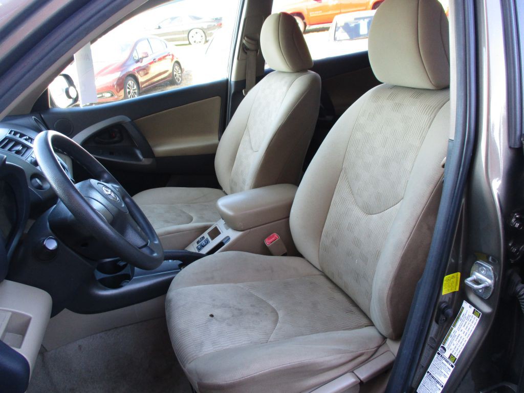 2011 Toyota Rav4 Image 15