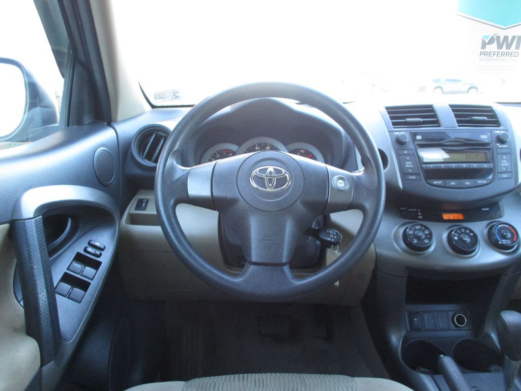 2011 Toyota Rav4 Image 17