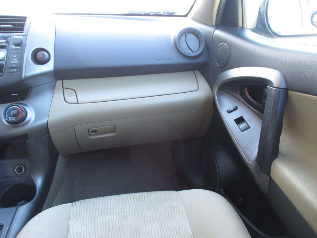 2011 Toyota Rav4 Image 19