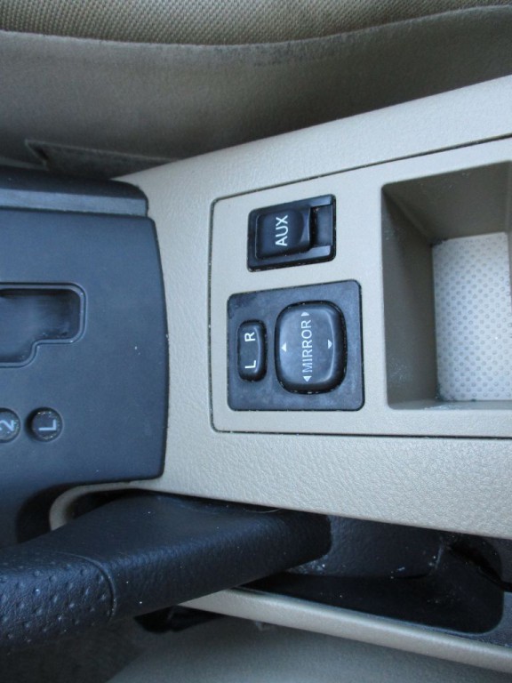 2011 Toyota Rav4 Image 32