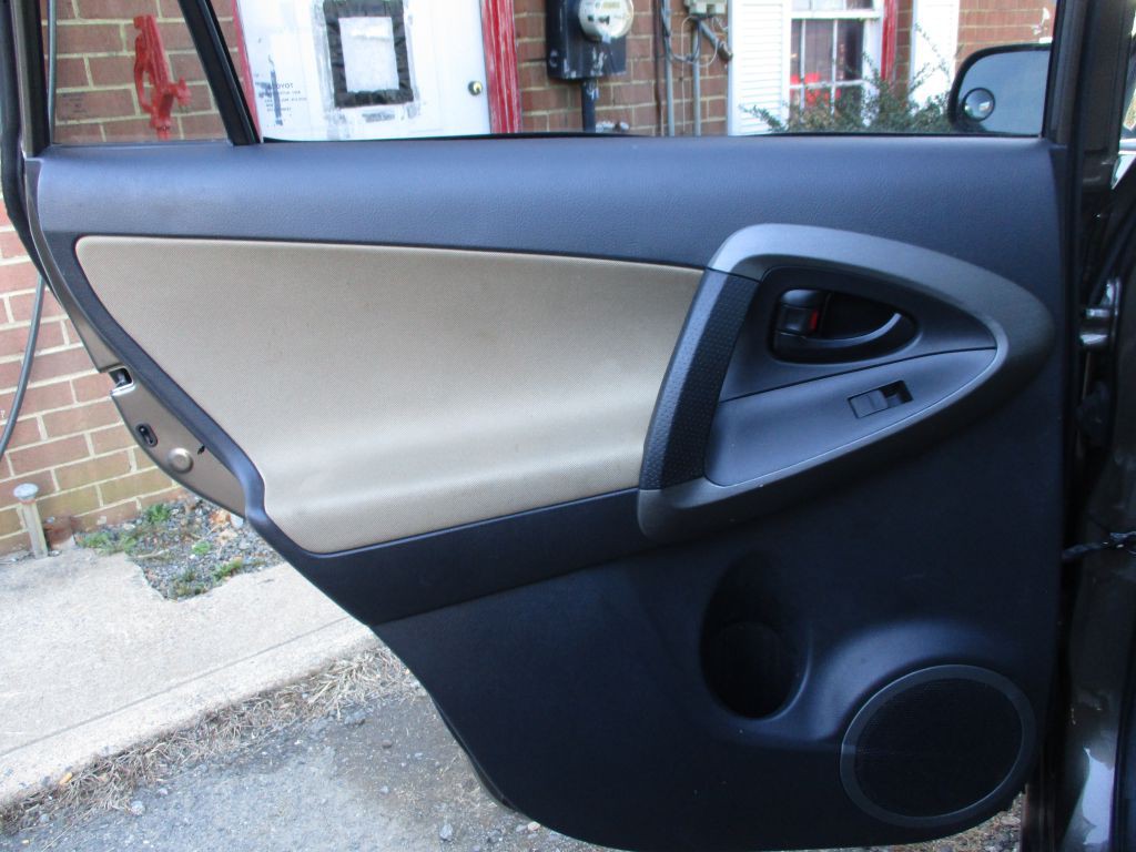 2011 Toyota Rav4 Image 46