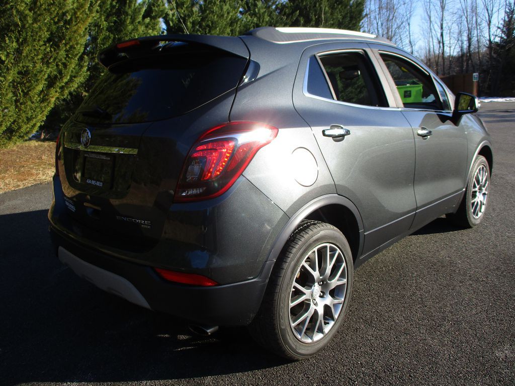 2018 Buick Enclave Image 7