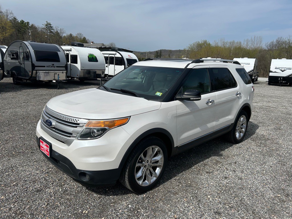 2015 Ford Explorer Image 1