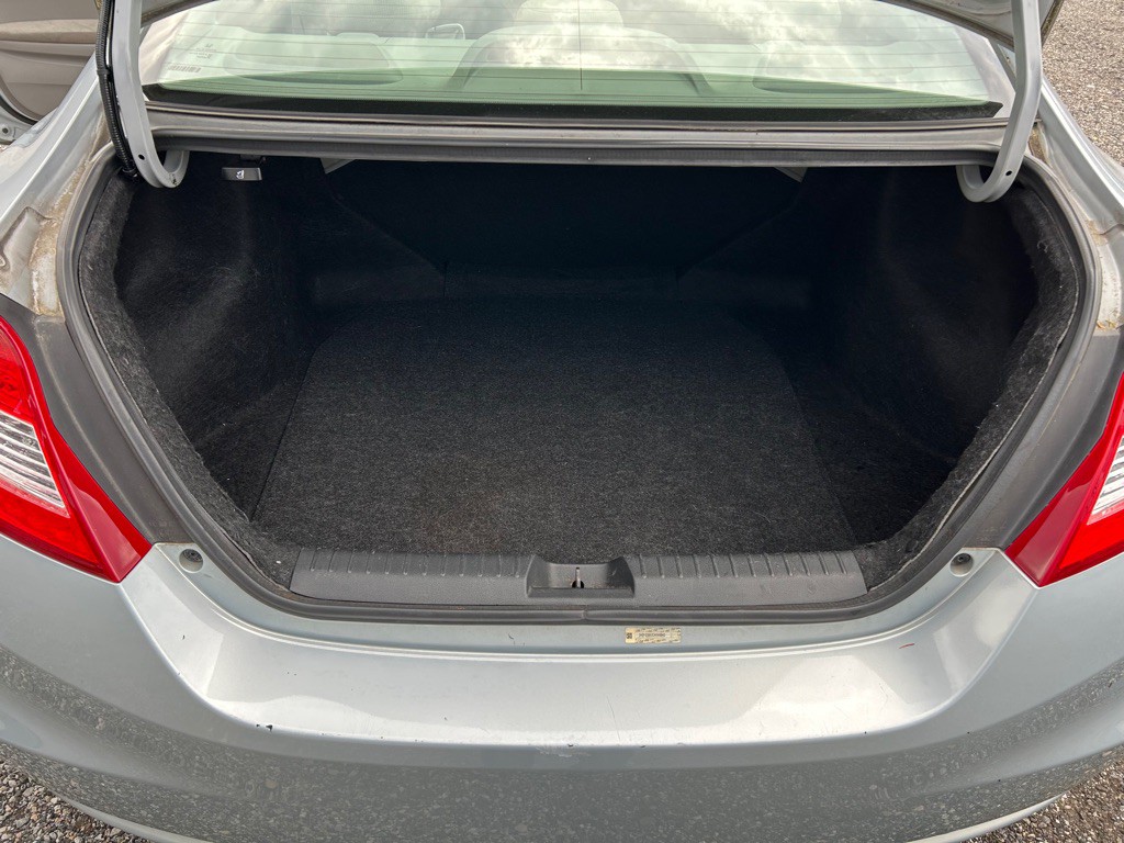 2012 Honda Civic Image 11