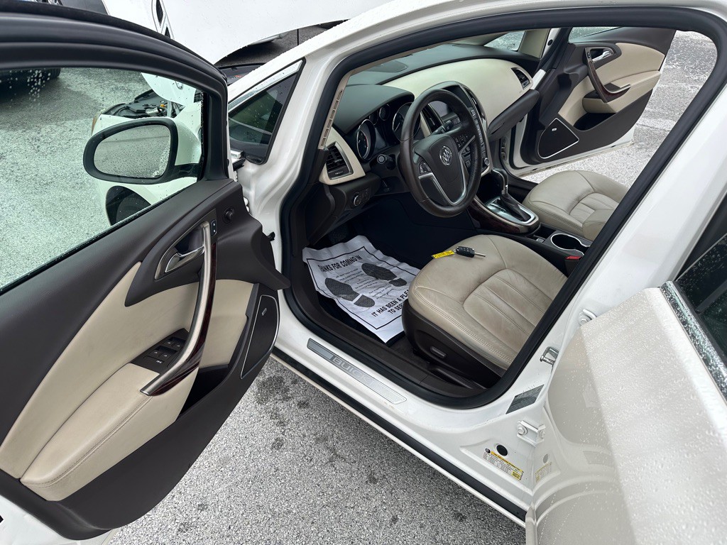 2014 Buick Verano Image 9