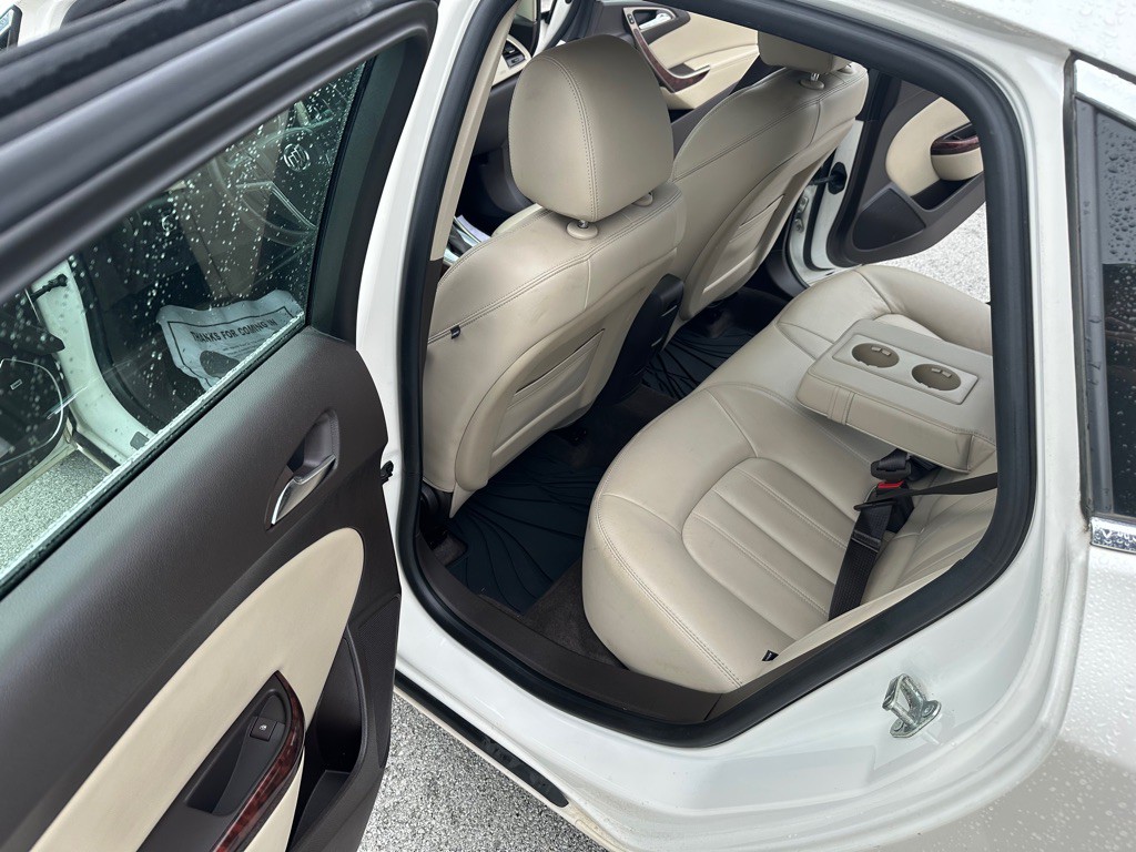 2014 Buick Verano Image 10