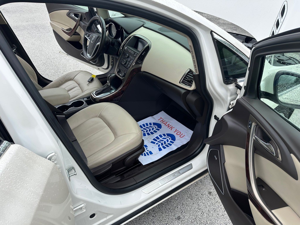 2014 Buick Verano Image 13