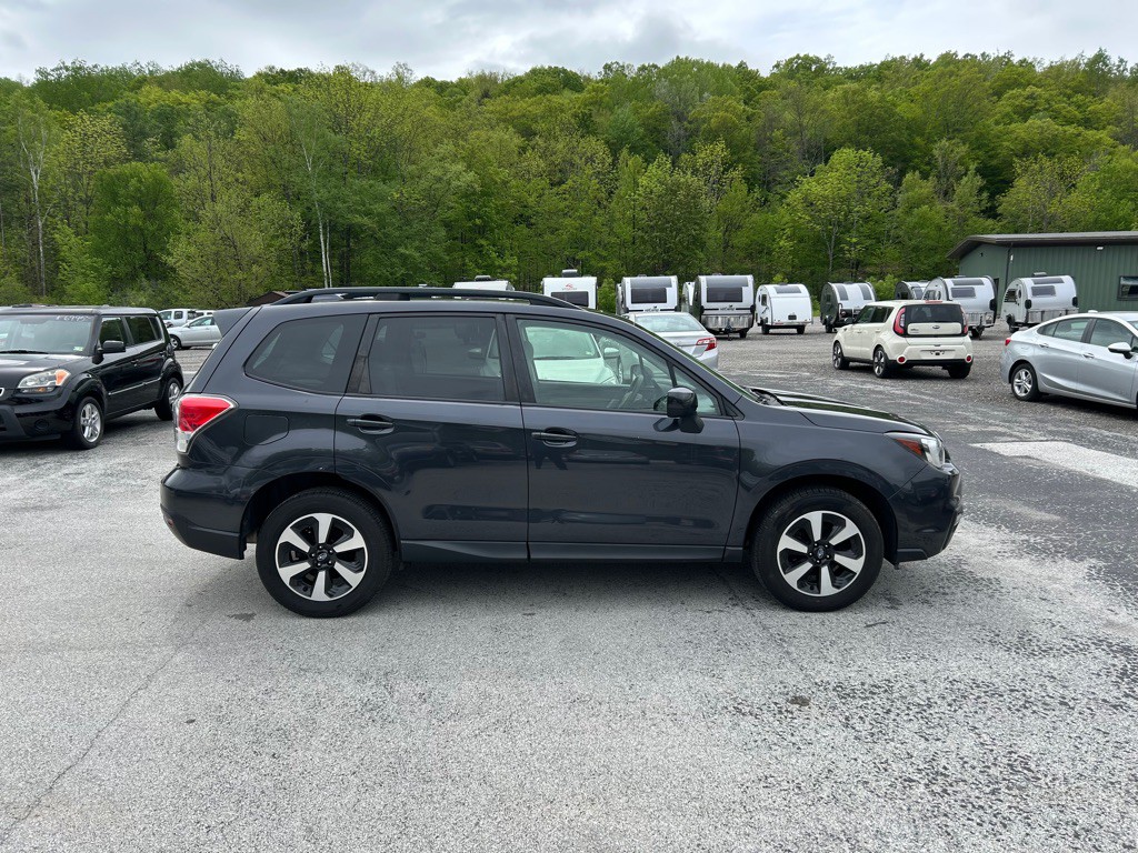 2018 Subaru Forester Image 4