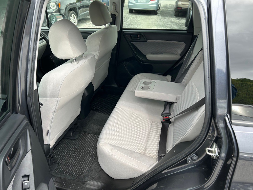 2018 Subaru Forester Image 8