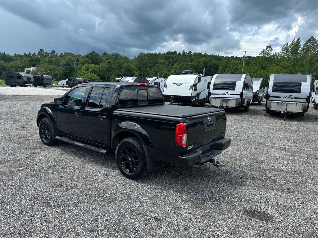 2018 Nissan Frontier Image 3