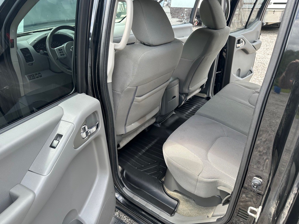 2018 Nissan Frontier Image 10